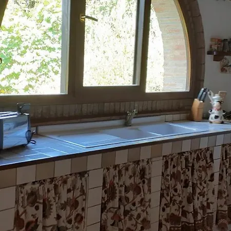 Casina Fontemarina * Montescudaio